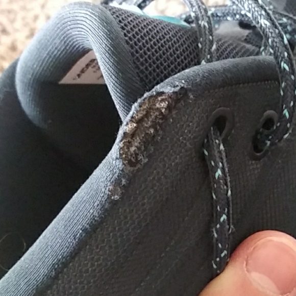 Curry 3's - Picture 4 of 5